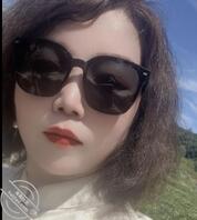 真想强奸这只骚母狗,灌满她的三穴!2