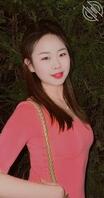 绿母汇报目前进展,能按摩逼旁边,求问大家我妈逼有多肥能把网球裙夹逼里0