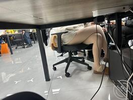 今日对面同事穿搭0