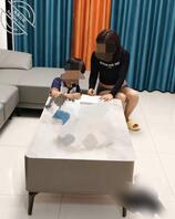 2.妈妈接了个电话后换上丝袜匆匆的出去了,如果不是约了男人我直播拉屎0