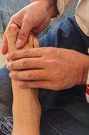 26、给嫂子按摩玉脚玉腿,手感真好1