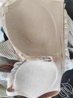 激动，第一次尝到妈妈新鲜的淫水2