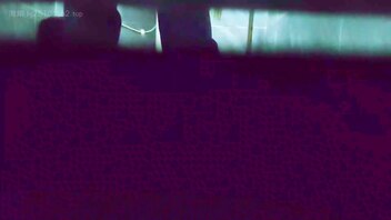 厕所偷拍女同事敏敏女厕尿尿（持续更新）