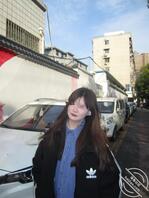 在表姐衣柜发现了小玩具2