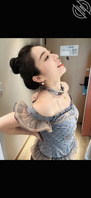 白美人妻被操出水2
