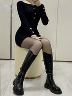 《海角茜茜》抬头看着你给你口是最爽的0