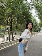 高颜值极品美女小姐姐，各位想操她吗？（七）