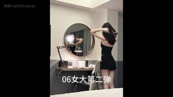 【真实原创】无套06女大反差母狗 02