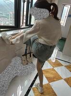 2. 故意去看姐姐尿尿,姐姐这么骚居然还会脸红1