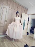 看完你们的评论，姑姑就在我身上发泄一次，逼里还留着精液就开始让我给她拍照1