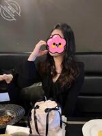 原创;高铁站等我哥途中,强迫穿着黑丝的嫂子车震,让她带着我的精液去见我哥1