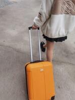 (原创一)亲妹妹和老公吵架离家出走,没办法只好来投奔我这个当哥的了1