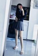 真没有想操这个小骚货的吗？说说想怎么玩她啊！1