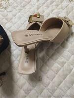 母亲田丽的高跟鞋2