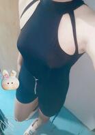 父女乱伦(原创10)我穿性感小内内去诱惑继父,竟然……0