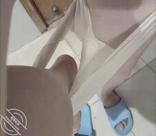 我是一只发情的母狗寻爸爸网恋或者奔现都可以逼逼受不了了痒痒的每天自慰2