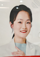 偷拍逼里躺着精液的老骚货上厕所1