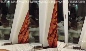自己拿手机拍视频的骚货学生，喜欢的s