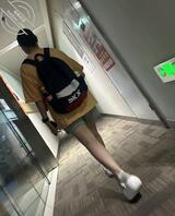 偷拍公司老板女儿大长腿