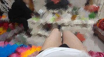 黑丝勾引骚妈，确定骚妈偷看我鸡巴了0