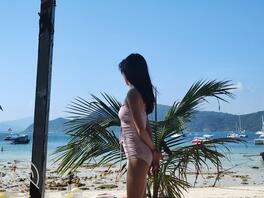 朋友圈少妇性感小屁屁，好想抱着后入，射满2