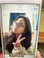 母狗今天拍的照片，想让男人亲了0