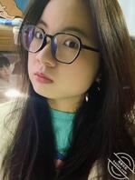 母狗今天拍的照片，想让男人亲了2