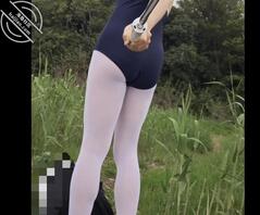 白丝户外露出0