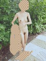 老婆第一次室外全裸0