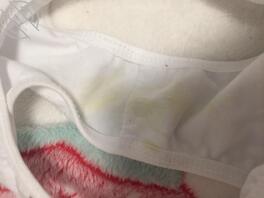 舔亲妹妹的我射了2