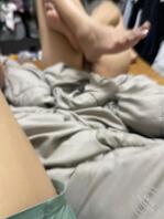 偷拍老婆的骚逼，整天都不穿内裤0