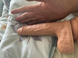 发现亲姐姐的玩具0