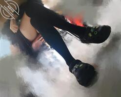 千粉放送，桌底偷拍师范黑丝骚货女大2