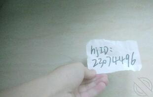 （原创）一大早刚被老爸干完的老妈在洗逼，老爸前脚刚走，我又把她按着内射了1