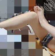 偷拍骚逼姐姐的逆天坐姿2