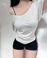 【原创】半夜老妈喝醉,走错门了,跑到我的房间,精虫上脑就把老妈给强奸了1