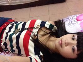 老婆喜欢舔鸡巴1