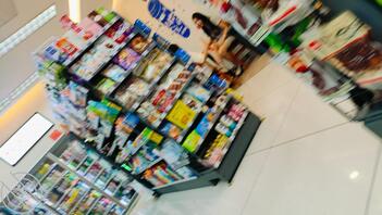 腿玩年，一个一个骚逼2