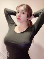 D奶母猪老婆的闺蜜