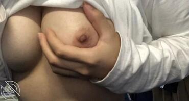 好想被玩弄啊，裸睡时候差点被舍友发现。1