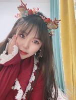 深夜发骚福利：长相，身材，奶子完全展示给大家欣赏，看上的可以免费玩我一次