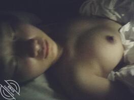 偷拍熟睡小表妹