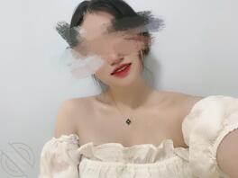 老爸叫亲戚来商量下个月订婚,趁买菜强上嫂子,嫂子无奈屈服0