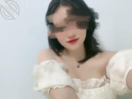 老爸叫亲戚来商量下个月订婚,趁买菜强上嫂子,嫂子无奈屈服2