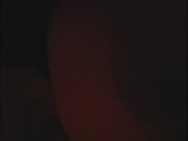 大庆型男在食堂二楼储藏室搞了食堂管理员