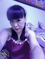 45岁的熟女老妈（老爸最近几年在外地工作，我平时住校不在家）0