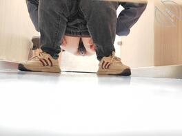 原创厕拍 餐厅阿姨的长毛穴1