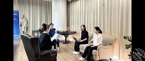 英语老师出轨吞精2