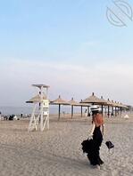 原创59视频贴,老爸没在家,让姐姐穿好丝袜在床上等着我,操的姐姐骚话不断0