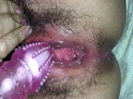 骚逼老婆喷水，好多阿